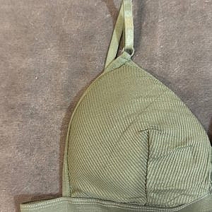 نیمتنه مثلثی قزندار